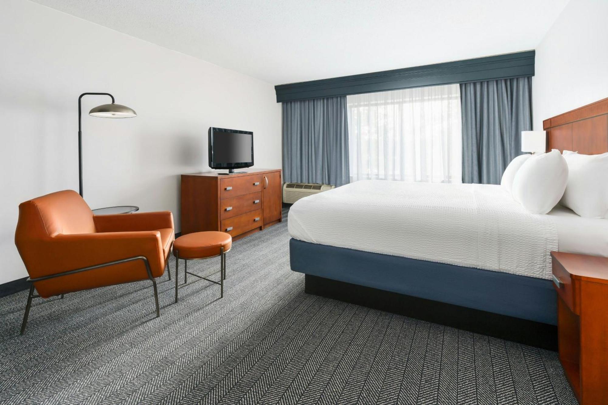 Courtyard Hartford Farmington Hotel Екстериор снимка