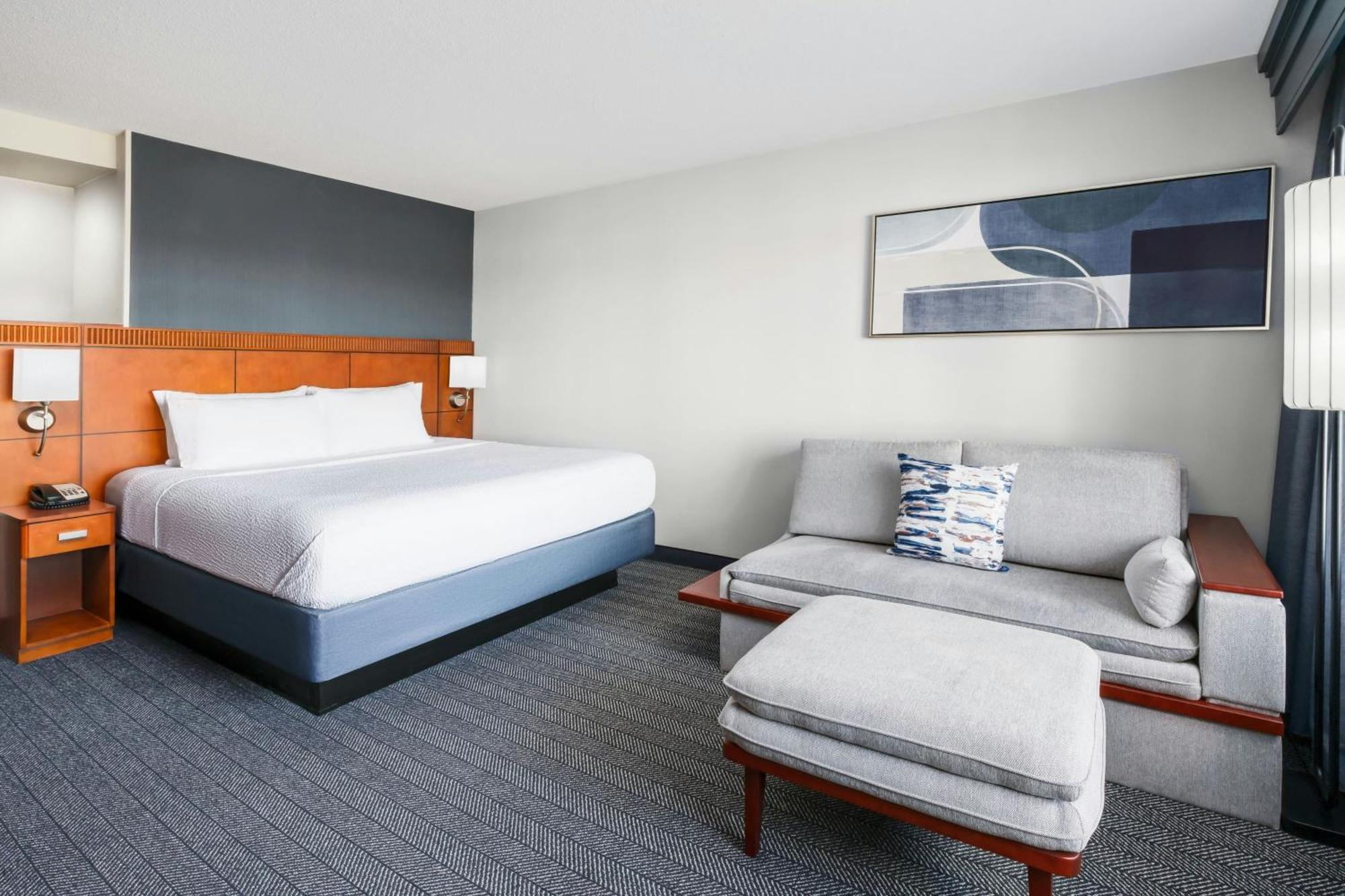 Courtyard Hartford Farmington Hotel Екстериор снимка