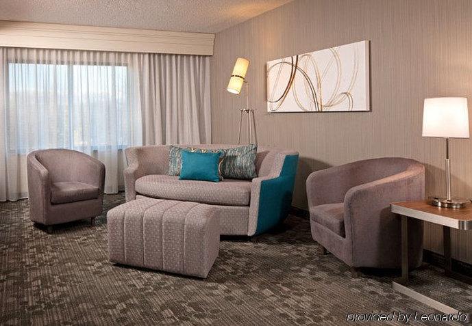 Courtyard Hartford Farmington Hotel Екстериор снимка