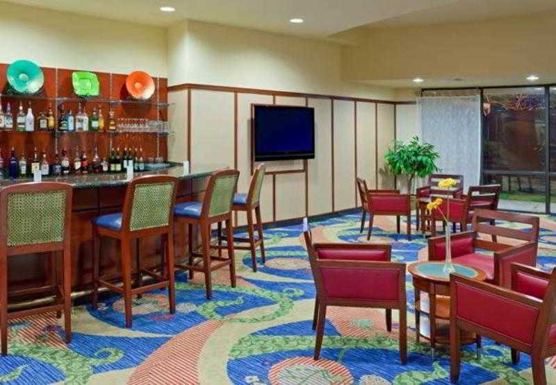 Courtyard Hartford Farmington Hotel Екстериор снимка