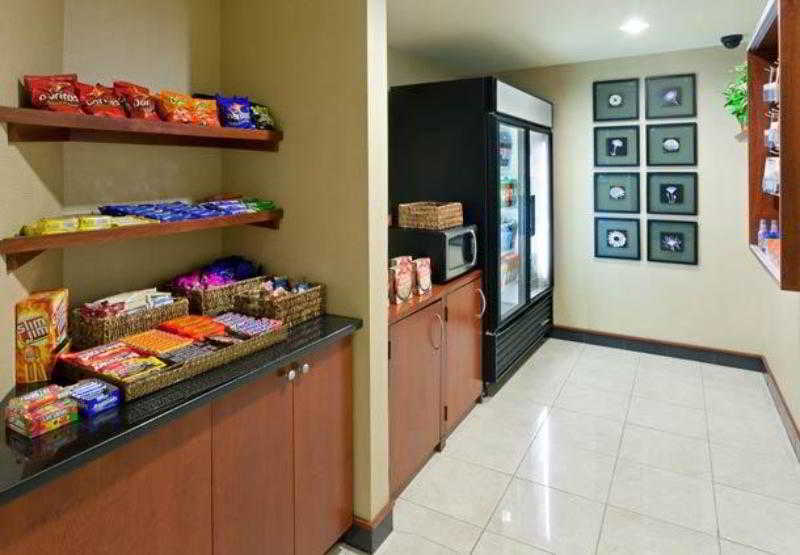 Courtyard Hartford Farmington Hotel Екстериор снимка